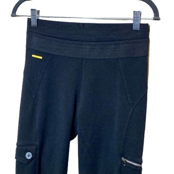 Lole black cargo leggings with utility pockets on the sides size S - Picture 3 of 16